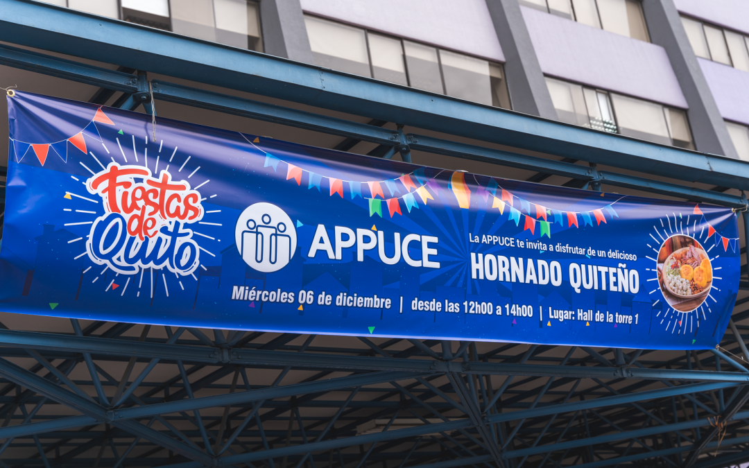 Entrega de un plato típico de hornado a docentes de la APPUCE